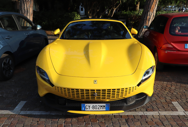 Ferrari Roma Spider