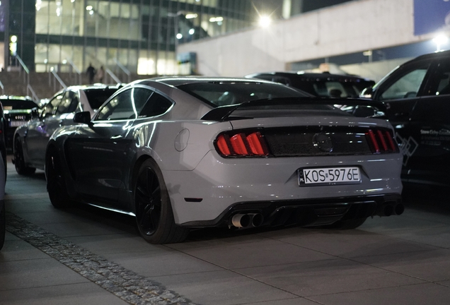 Ford Mustang GT 2015