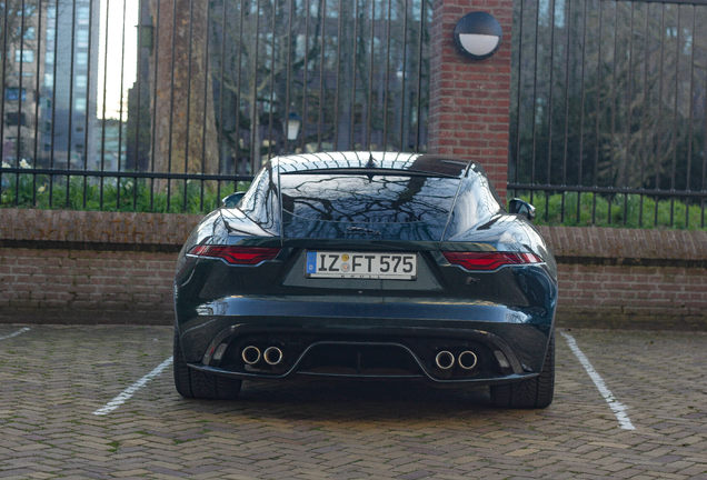 Jaguar F-TYPE R75 Coupé