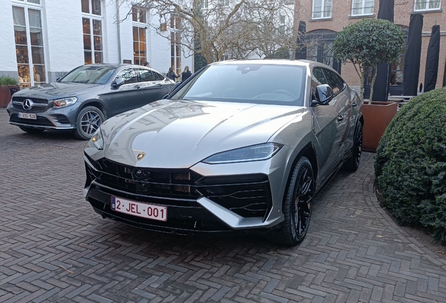 Lamborghini Urus SE