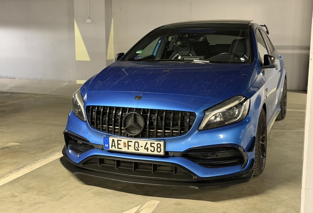 Mercedes-AMG A 45 W176 2015