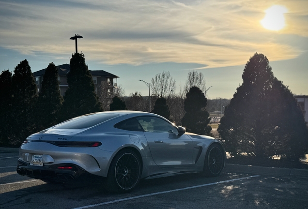 Mercedes-AMG GT 63 C192