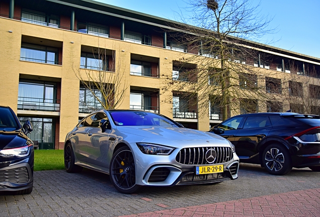 Mercedes-AMG GT 63 S X290