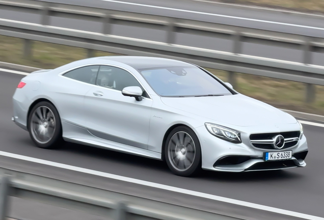 Mercedes-AMG S 63 Coupé C217