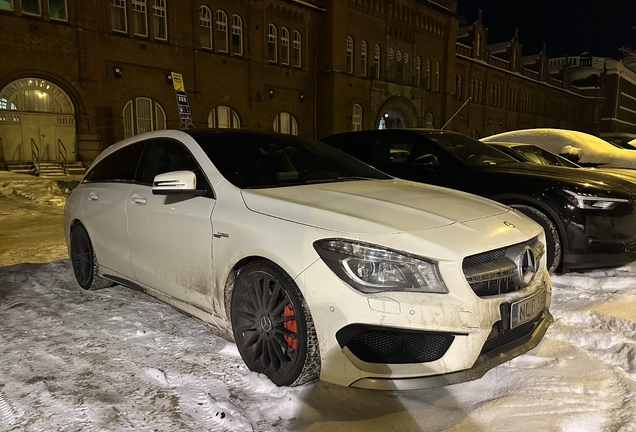 Mercedes-Benz CLA 45 AMG Shooting Brake