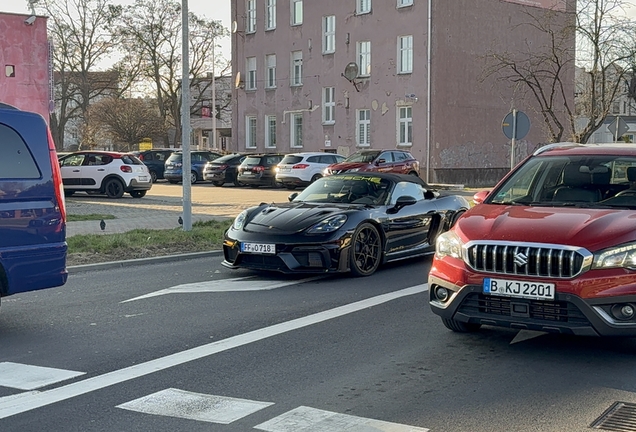 Porsche 718 Spyder RS