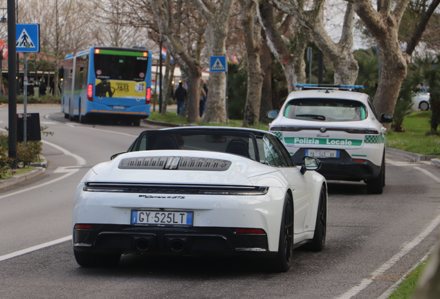Porsche 992 Carrera 4 GTS Cabriolet MkII