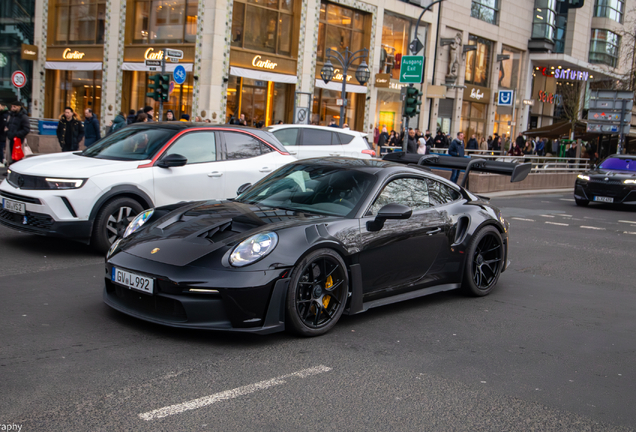 Porsche 992 GT3 RS MkI Weissach Package