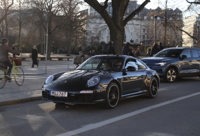 Porsche 997 Carrera 4 GTS