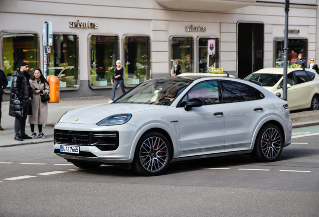Porsche Cayenne Coupé Turbo E-Hybrid