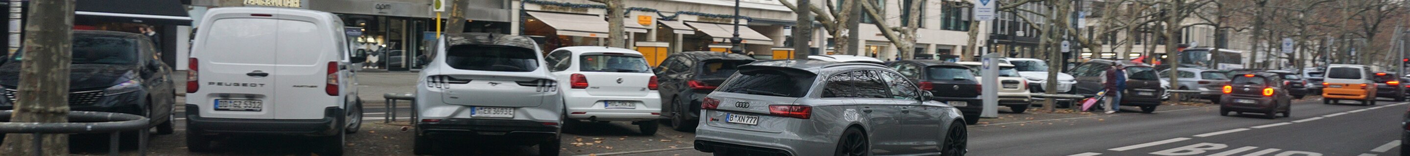Audi RS6 Avant C7 2015
