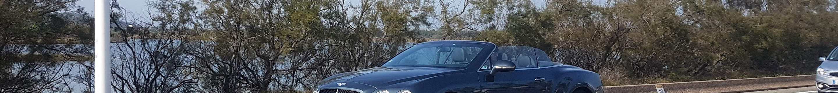 Bentley Continental GTC V8