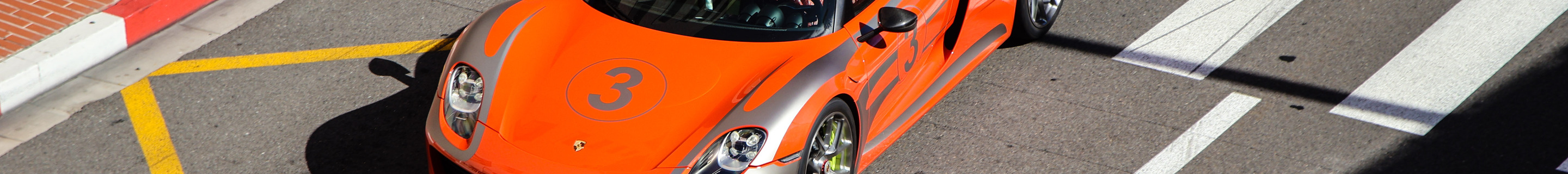 Porsche 918 Spyder Weissach Package