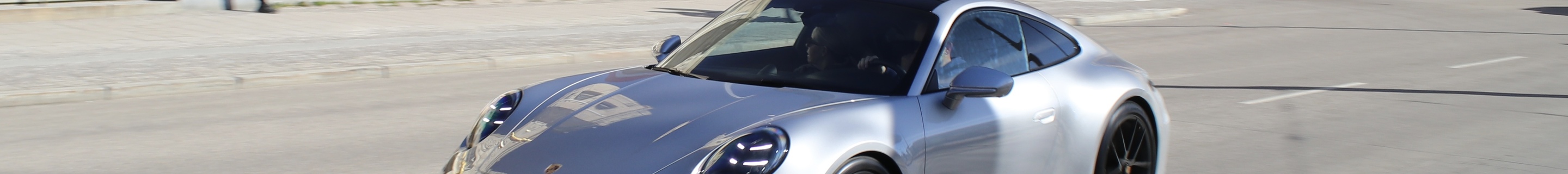 Porsche 992 Carrera 4 GTS MkII