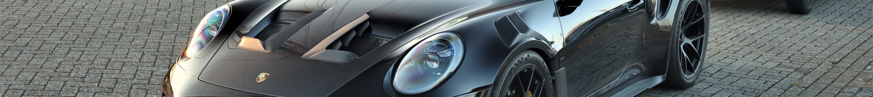 Porsche 992 GT3 RS MkI Weissach Package