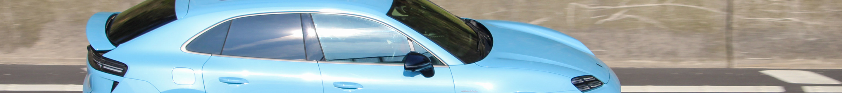 Porsche Macan EV Turbo