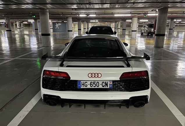 Audi R8 V10 Plus 2015