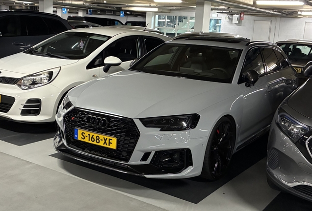 Audi RS4 Avant B9