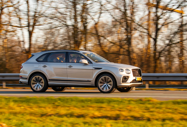Bentley Bentayga Hybrid 2021