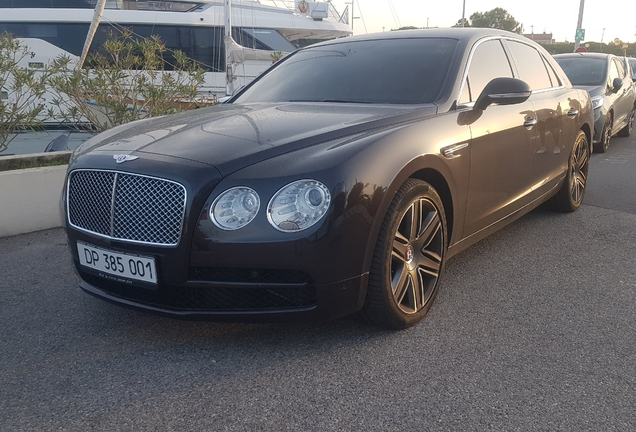 Bentley Flying Spur V8