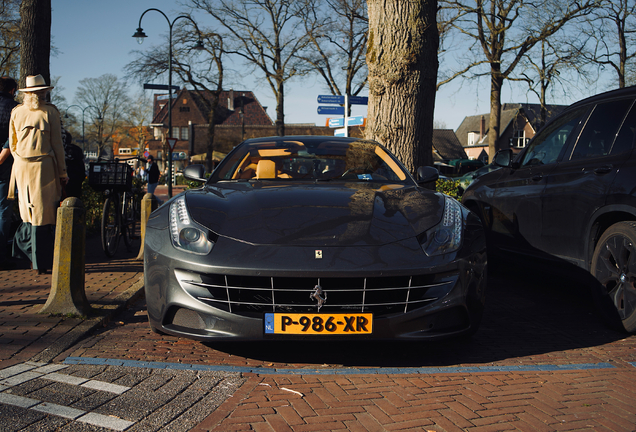 Ferrari FF