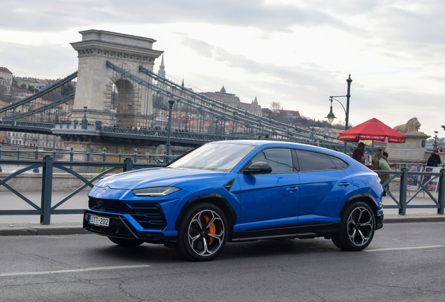 Lamborghini Urus