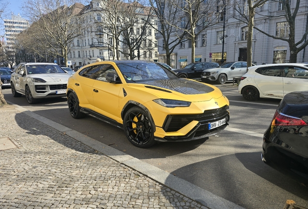 Lamborghini Urus Performante