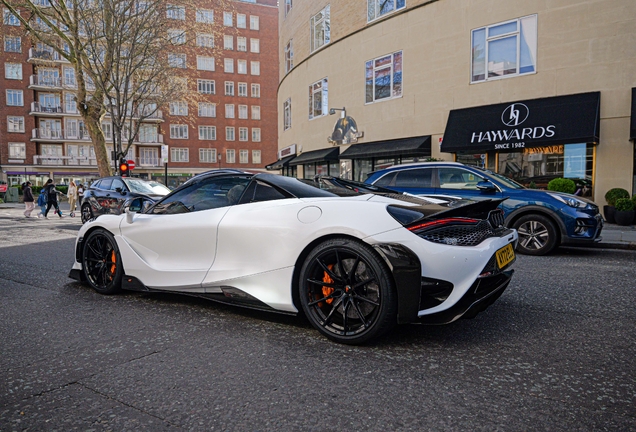 McLaren 765LT Spider