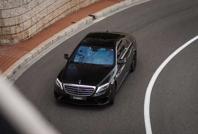 Mercedes-Benz S 65 AMG V222