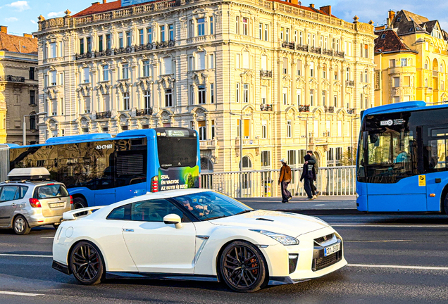 Nissan GT-R 2017