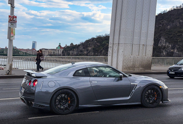 Nissan GT-R 2017
