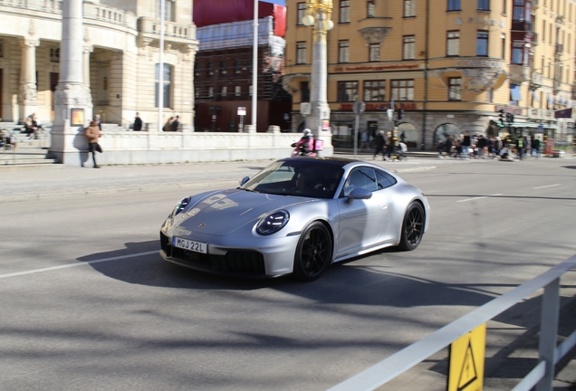 Porsche 992 Carrera 4 GTS MkII