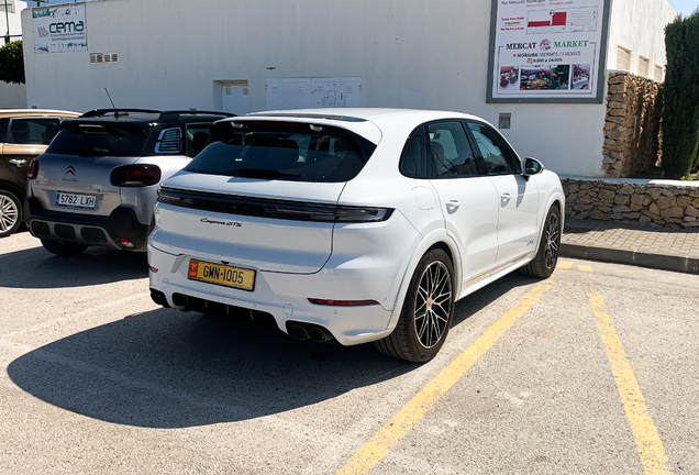 Porsche 9YA Cayenne GTS MkII