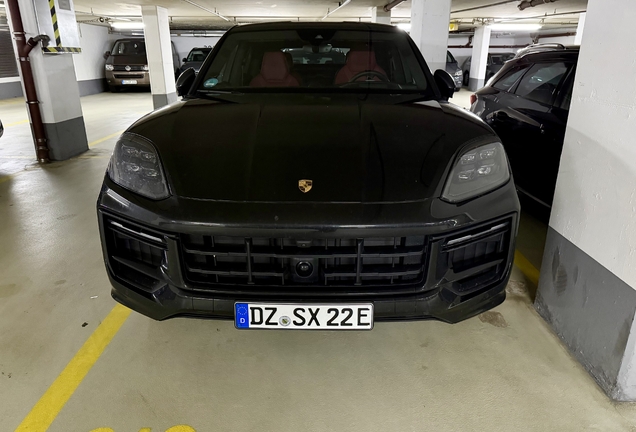 Porsche Cayenne Coupé Turbo E-Hybrid