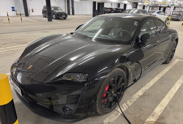 Porsche Taycan GTS MkI