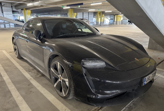 Porsche Taycan Turbo MkI