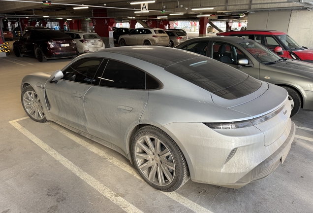 Porsche Taycan Turbo MkII