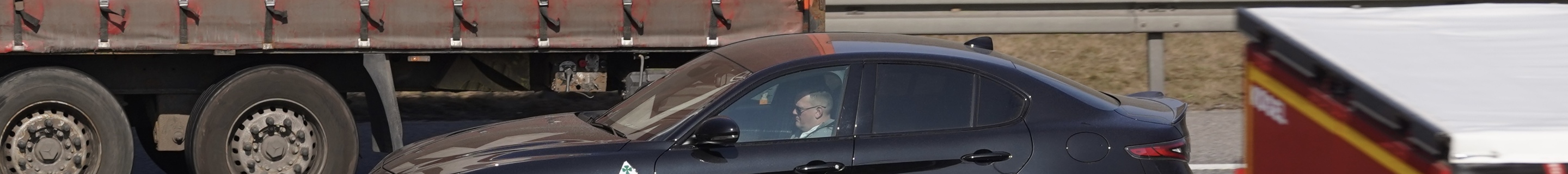 Alfa Romeo Giulia Quadrifoglio 2023