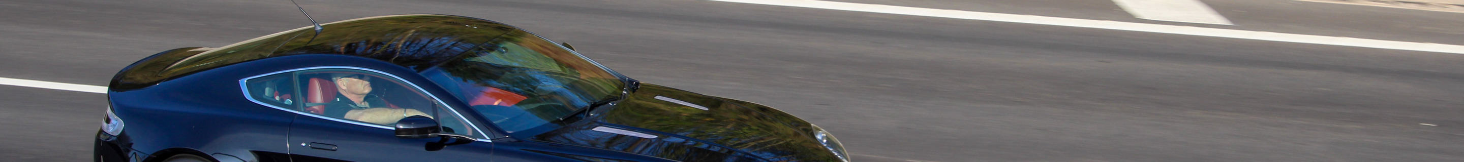 Aston Martin V8 Vantage