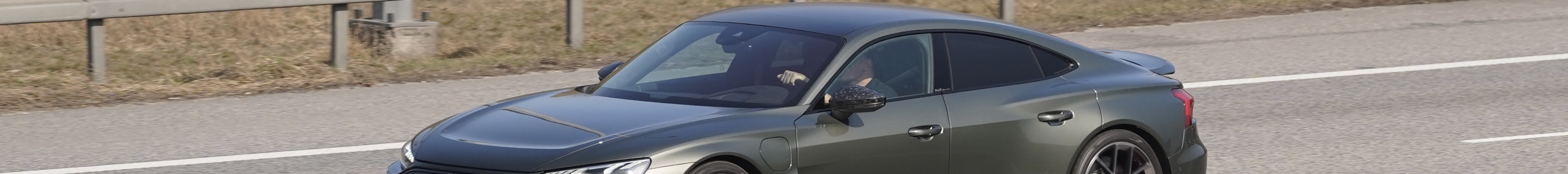 Audi RS E-Tron GT 2025