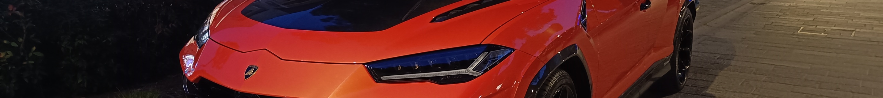 Lamborghini Urus Performante