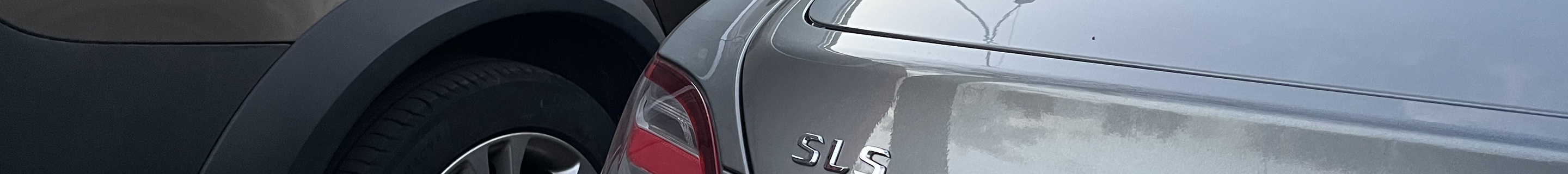 Mercedes-Benz SLS AMG