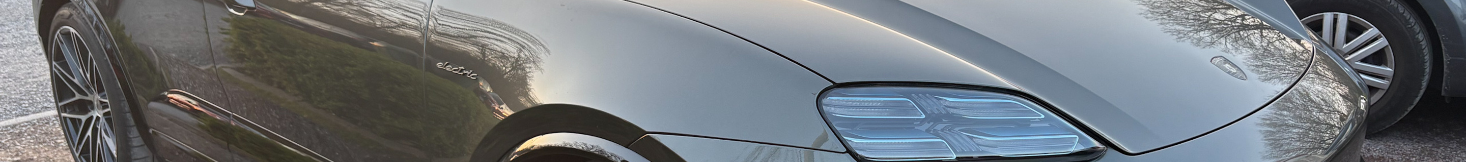 Porsche Macan EV Turbo