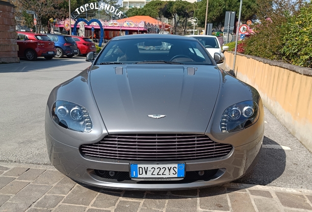 Aston Martin V8 Vantage