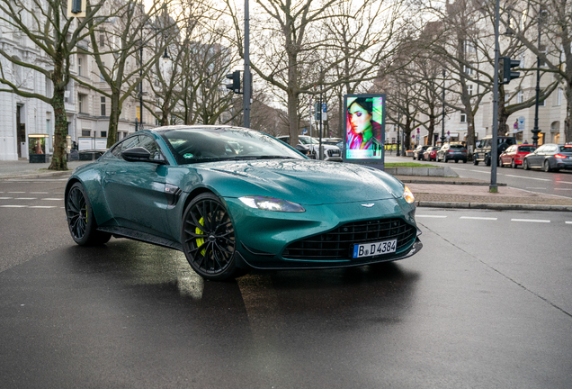 Aston Martin V8 Vantage Formula 1 Edition
