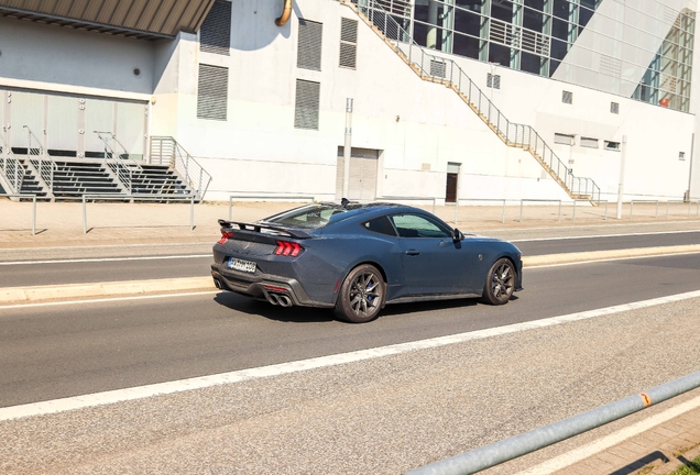 Ford Mustang Dark Horse 2024