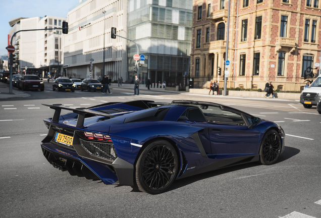 Lamborghini Aventador LP750-4 SuperVeloce Roadster