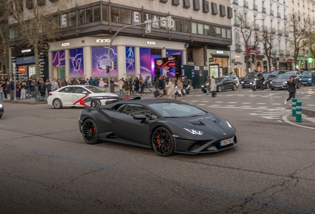 Lamborghini Huracán LP640-2 STO