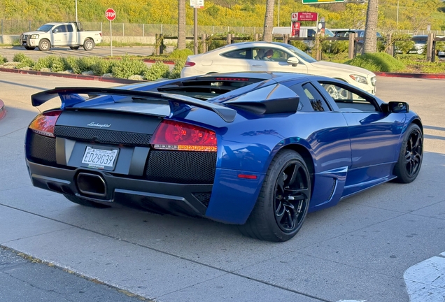 Lamborghini Murciélago LP640