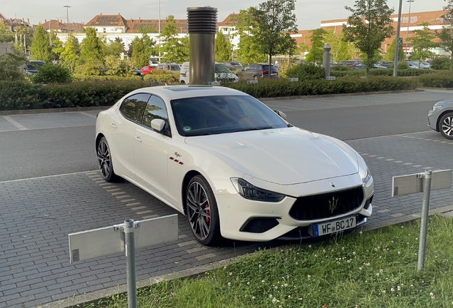 Maserati Ghibli Trofeo
